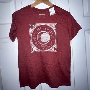 NWT Zoe + Liv Red T-Shirt Moon Constellation Zodiac Top